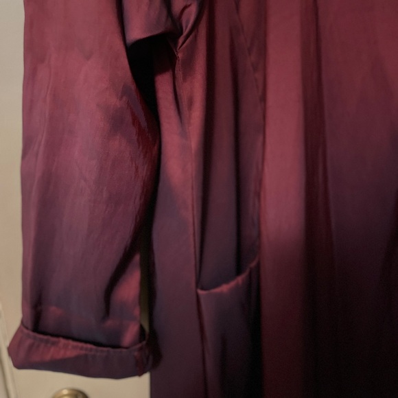 Maralyce Ferree cape like hooded trench
coat. XL - Picture 7 of 10